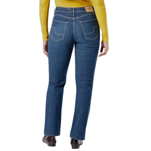 Levi’s Signature Mid Rise Straight Jeans in Medium Blue Wash Women’s 18 Long